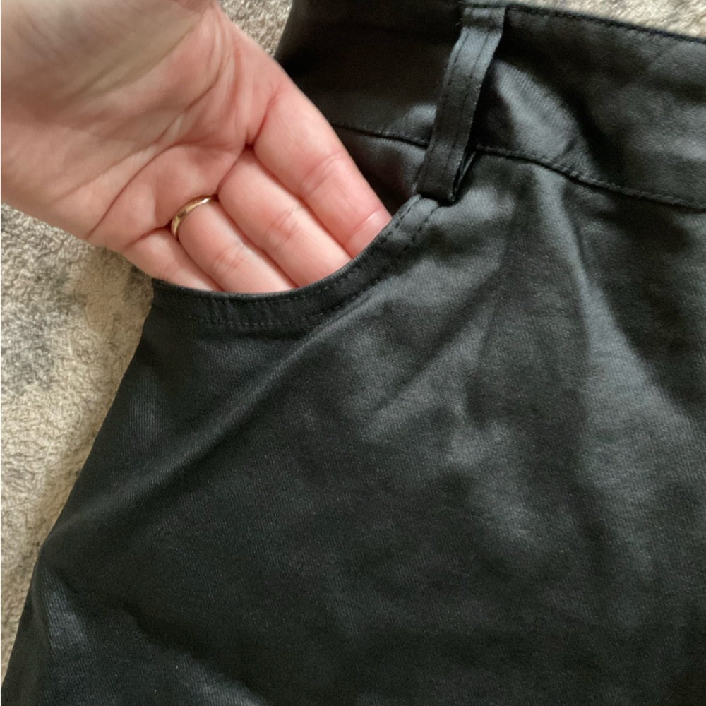 High-Waisted Leather Shorts - Picture 2 of 4